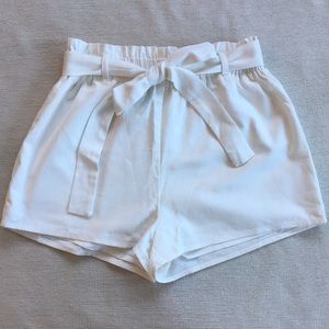 Lulus white linen tie-waist shorts (Size S)